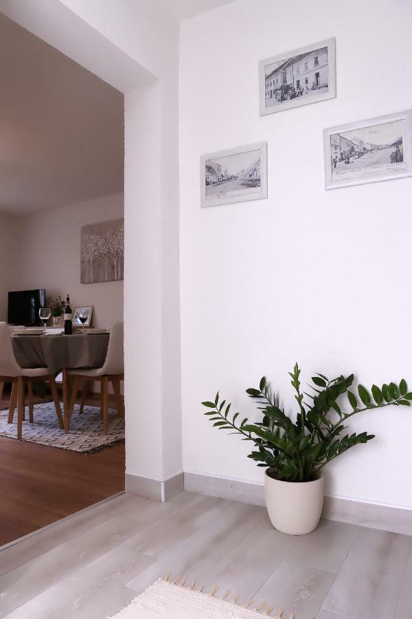 Apartman Sofia Otočac Exterior foto